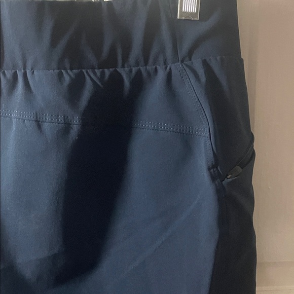 Eddie Bauer Women’s Size 4 Trail Pants Navy Cargo Pockets Hiking Outdoor Stretch - Picture 9 of 15